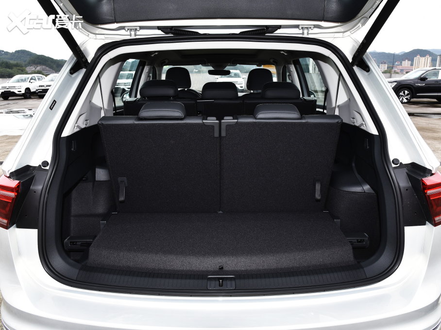 2023;^L 380TSI Ԅ(q)R-LineԽ 7