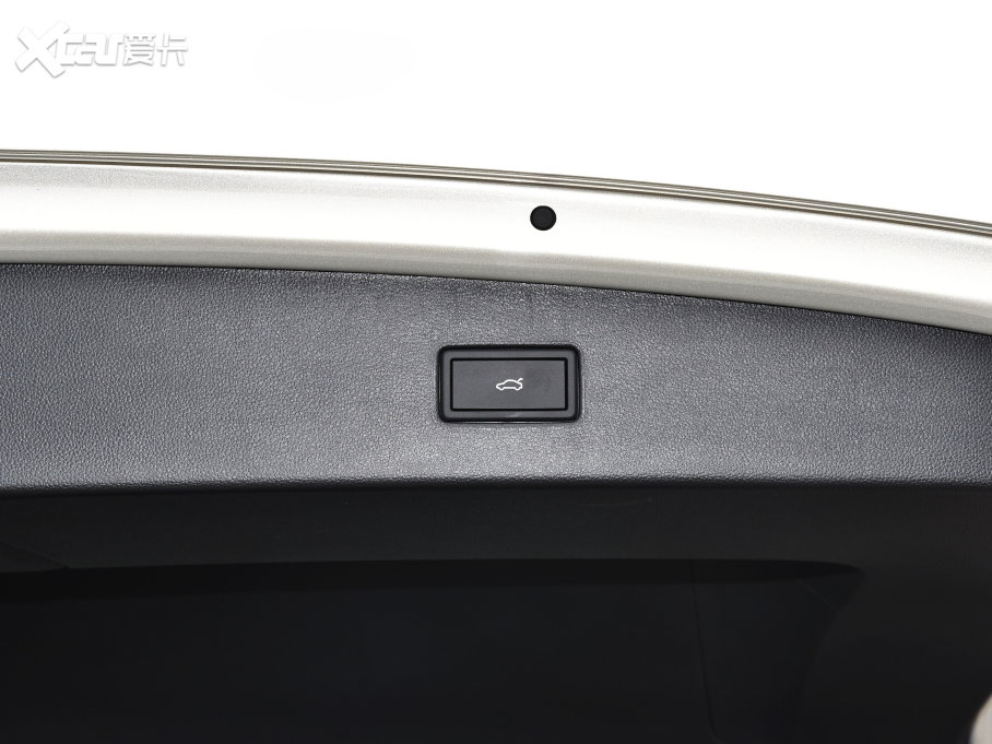 2023;^L 380TSI ԄR-LineԽ 7