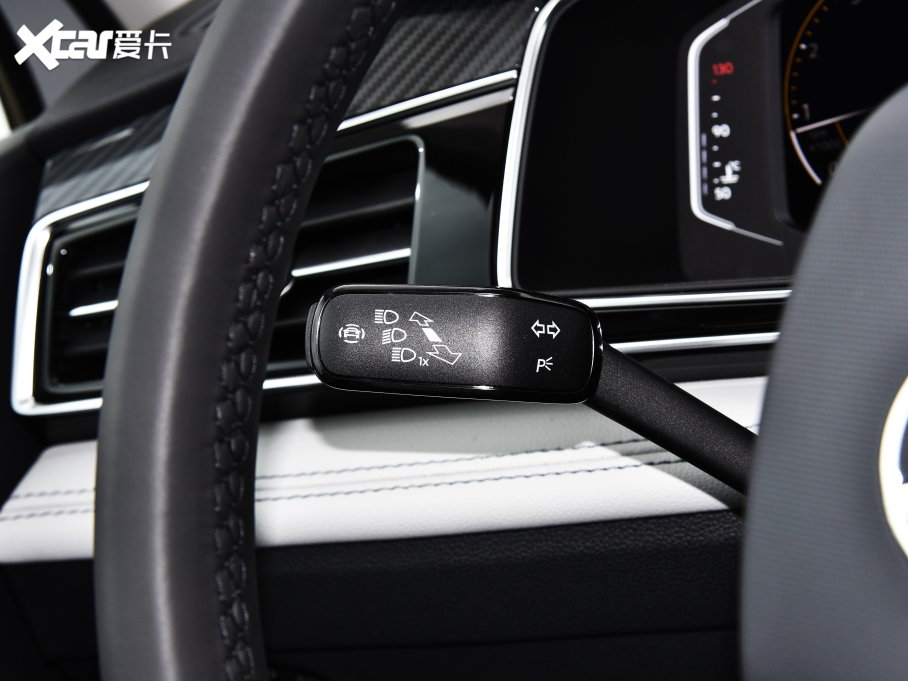 2023;^L 380TSI Ԅ(q)R-LineԽ 7