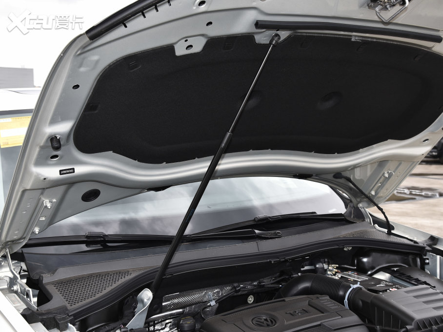 2023��;�^L 380TSI �Ԅ����R-LineԽ���� 7��