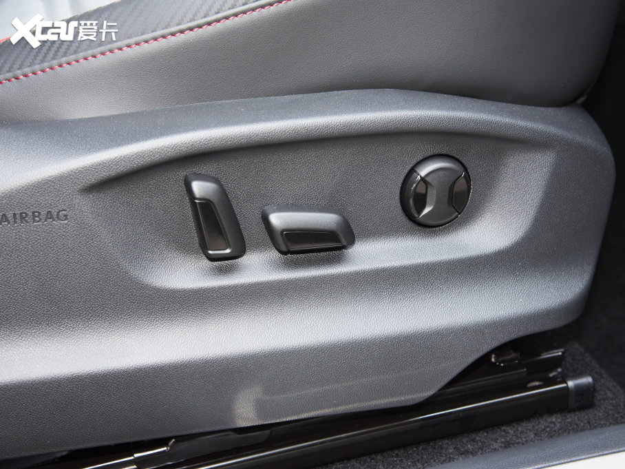 2023;^L 380TSI ԄR-LineŞ 7