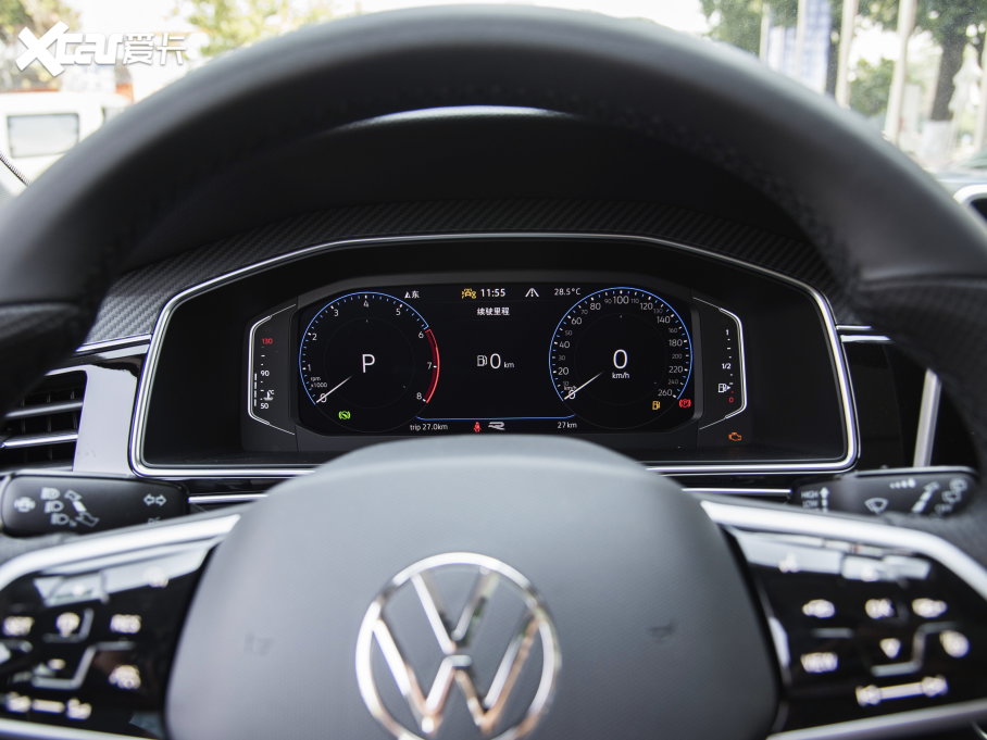 2023;^L 380TSI ԄR-LineŞ 7