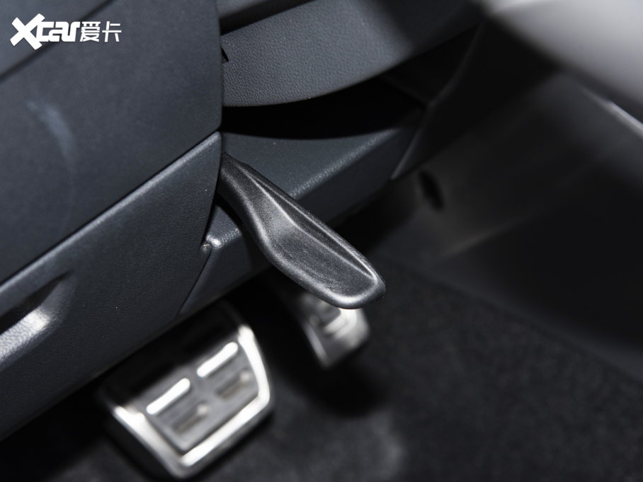 2023;^L 380TSI Ԅ(q)R-LineŞ 7