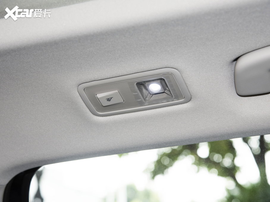 2023;^L 380TSI ԄR-LineŞ 7