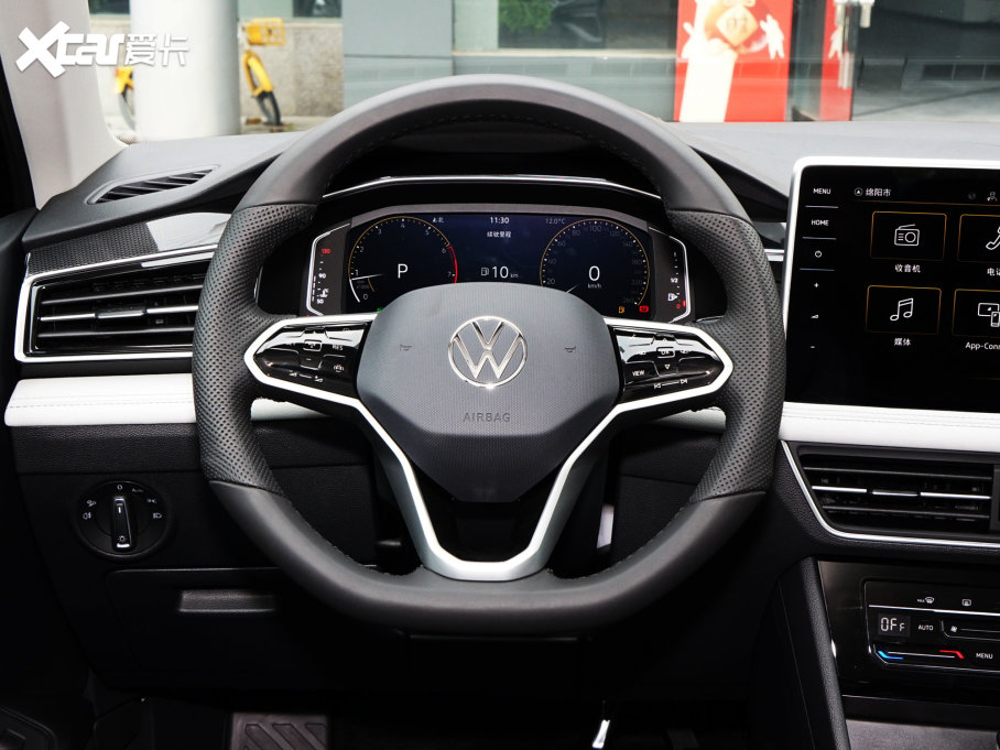 2023;^L Ŀ 330TSI ԄӃ