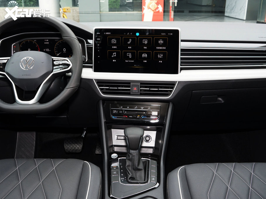 2023;^L Ŀ 330TSI ԄӃ