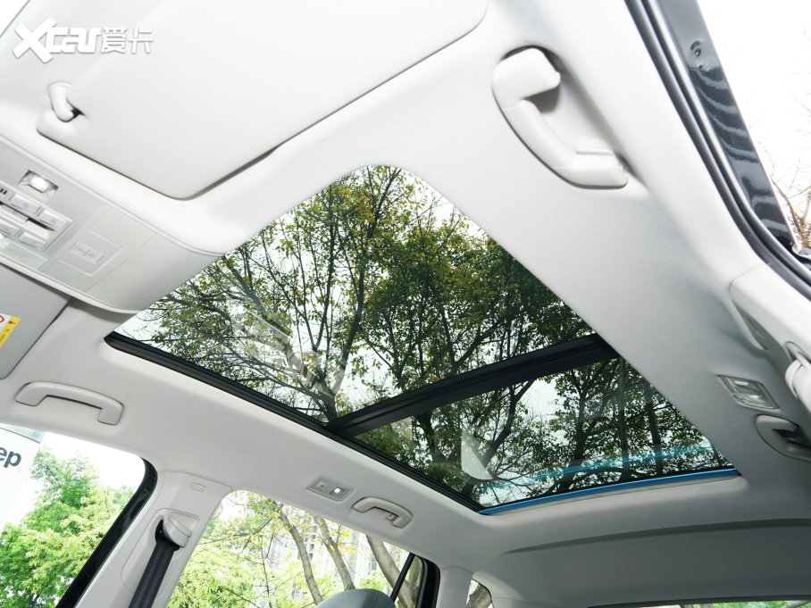 2023;^L Ŀ 330TSI ԄӃ