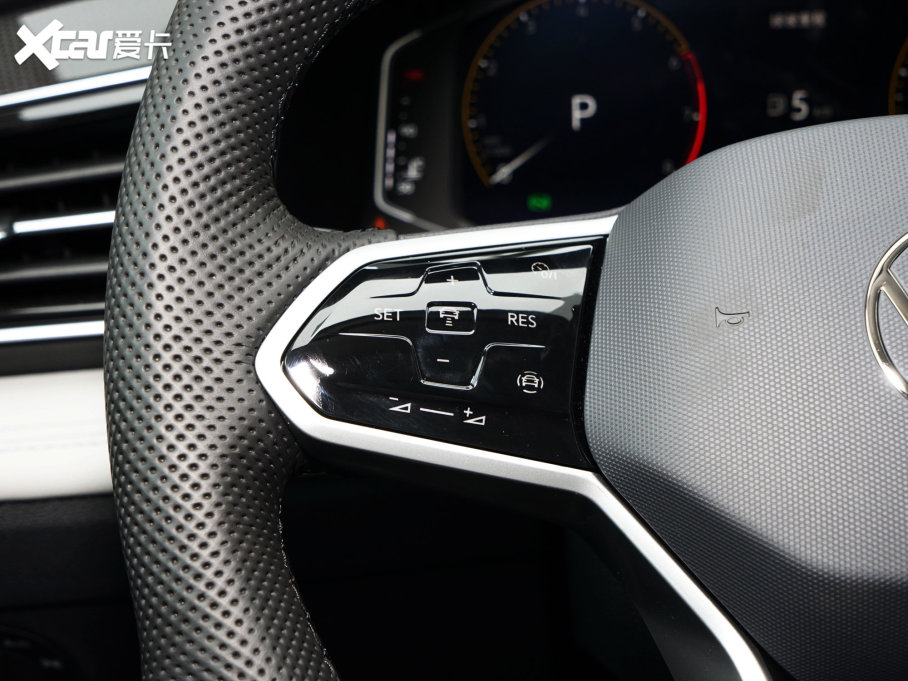 2023;^L Ŀ 330TSI ԄӃ