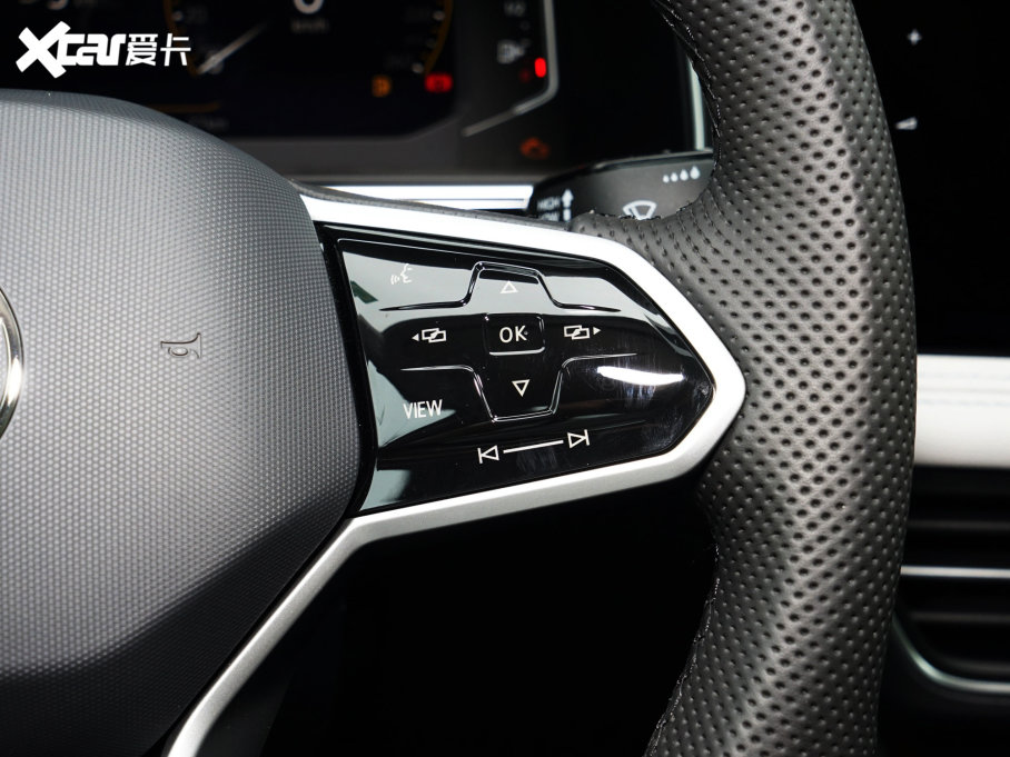 2023;^L Ŀ 330TSI ԄӃ