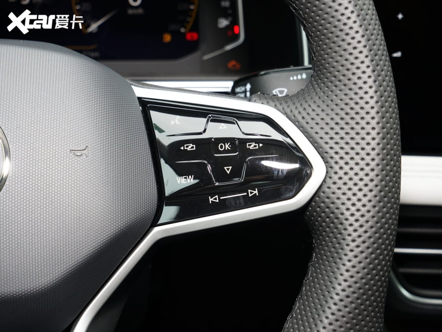 2023;^L Ŀ 330TSI ԄӃ(q)