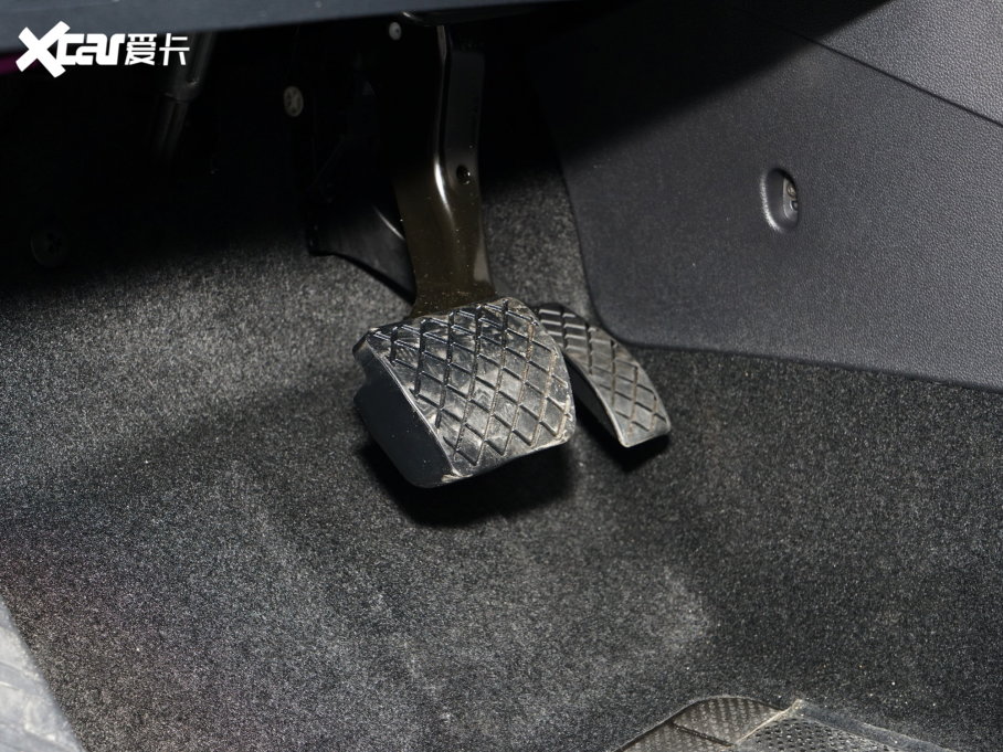 2023;^L Ŀ 330TSI ԄӃ