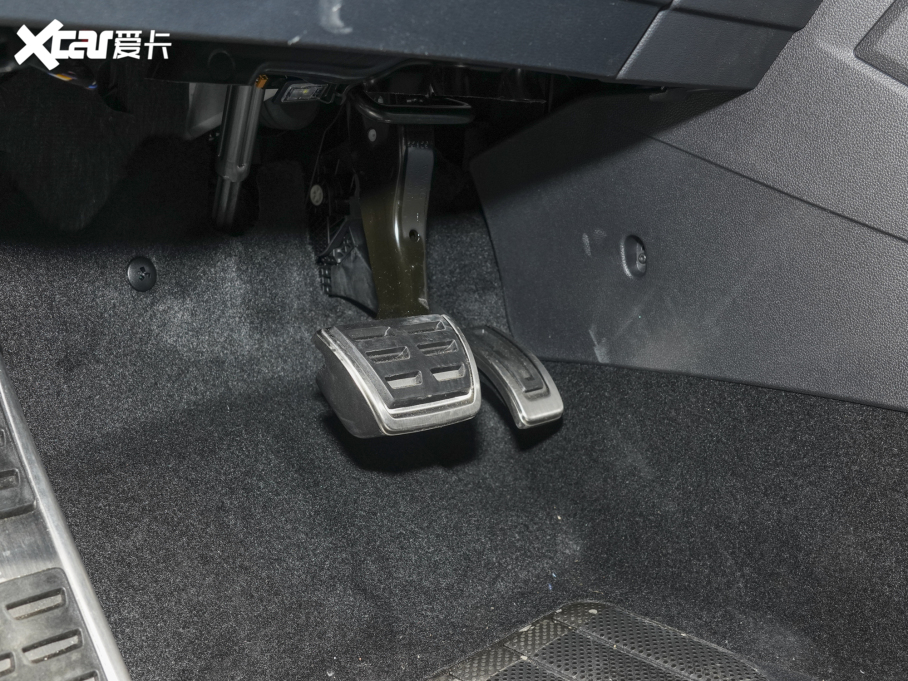 2023;^L Ŀ 380TSI ԄR-LineԽ7