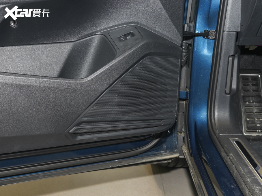 2023;^L Ŀ 380TSI ԄR-LineԽ7