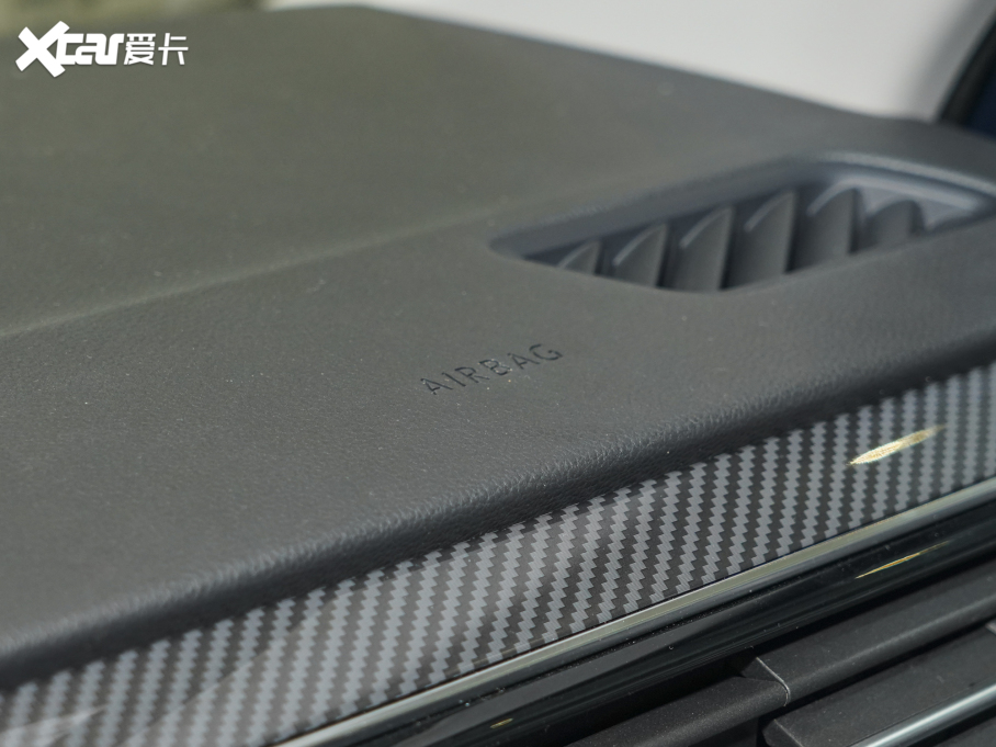 2023;^L Ŀ 380TSI ԄR-LineԽ7