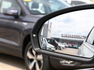 2023330TSI ԄӃR-LineԽ ^