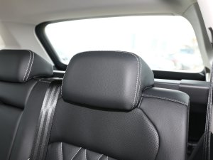 2023330TSI ԄӃR-LineԽ g