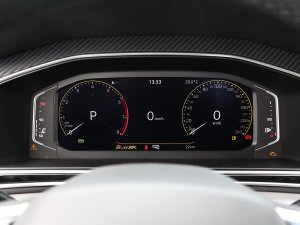 2023款330TSI 自动两驱R-Line越享版 仪表