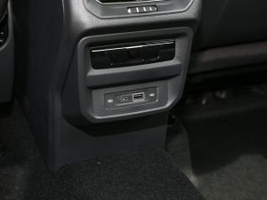 2023330TSI ԄӃ(q)R-LineԽ п؅^(q)