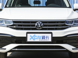 2023330TSI ԄӃR-LineŞ оW