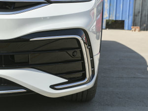 2023330TSI ԄӃR-LineŞ ^