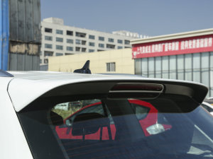 2023330TSI ԄӃR-LineŞ ^