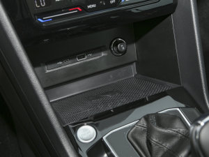 2023330TSI ԄӃR-LineŞ g