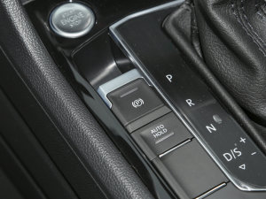 2023330TSI ԄӃR-LineŞ v܇Ƅ