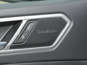 2023330TSI ԄӃR-LineŞ п؅^