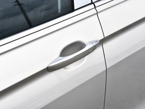 2023380TSI ԄR-LineԽ 7 {T