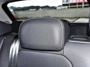 2023380TSI ԄR-LineԽ 7 g