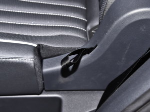 2023380TSI ԄR-LineԽ 7 g