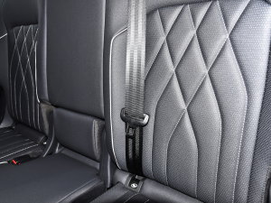 2023380TSI ԄR-LineԽ 7 g