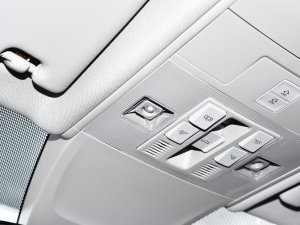 2023380TSI Ԅ(q)R-LineԽ 7 п؅^(q)