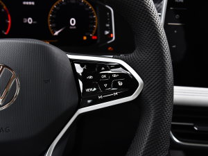 2023380TSI Ԅ(q)R-LineԽ 7 п؅^(q)