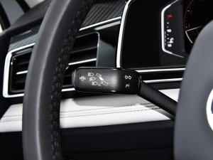 2023380TSI Ԅ(q)R-LineԽ 7 п؅^(q)