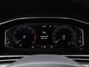 2023380TSI Ԅ(q)R-LineԽ 7 п؅^(q)