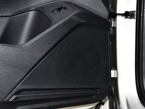 2023380TSI ԄR-LineԽ 7 п؅^