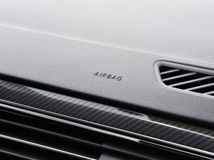 2023380TSI ԄR-LineԽ 7 п؅^