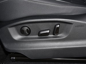 2023款330TSI 自动两驱智享版 主驾驶座椅调节