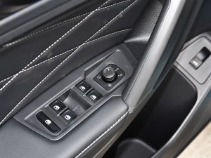 2023330TSI ԄӃ п؅^