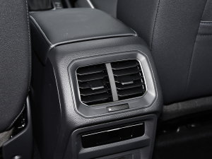 2023330TSI ԄӃ п؅^