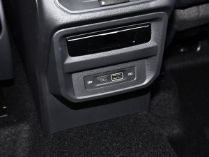 2023330TSI ԄӃ п؅^