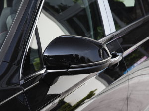 2023380TSI ԄR-LineŞ 7 ҕR