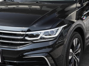 2023380TSI ԄR-LineŞ 7 