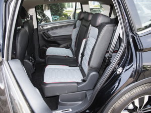 2023380TSI ԄR-LineŞ 7 