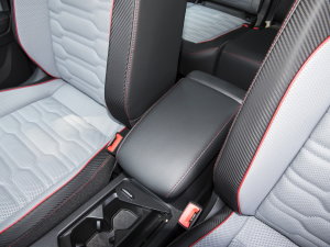 2023380TSI ԄR-LineŞ 7 