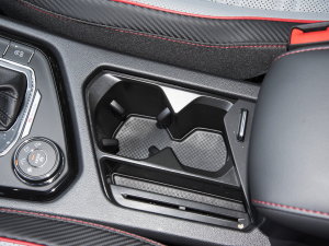 2023380TSI ԄR-LineŞ 7 ǰű