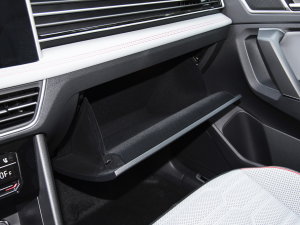 2023380TSI ԄR-LineŞ 7 