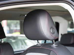 2023380TSI ԄR-LineŞ 7 g