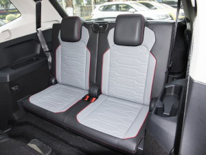 2023380TSI ԄR-LineŞ 7 g